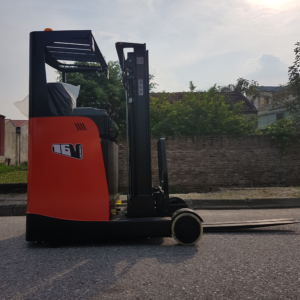 Xe-nang-reach-truck-ep-cpd16rv-1-6-tan-2