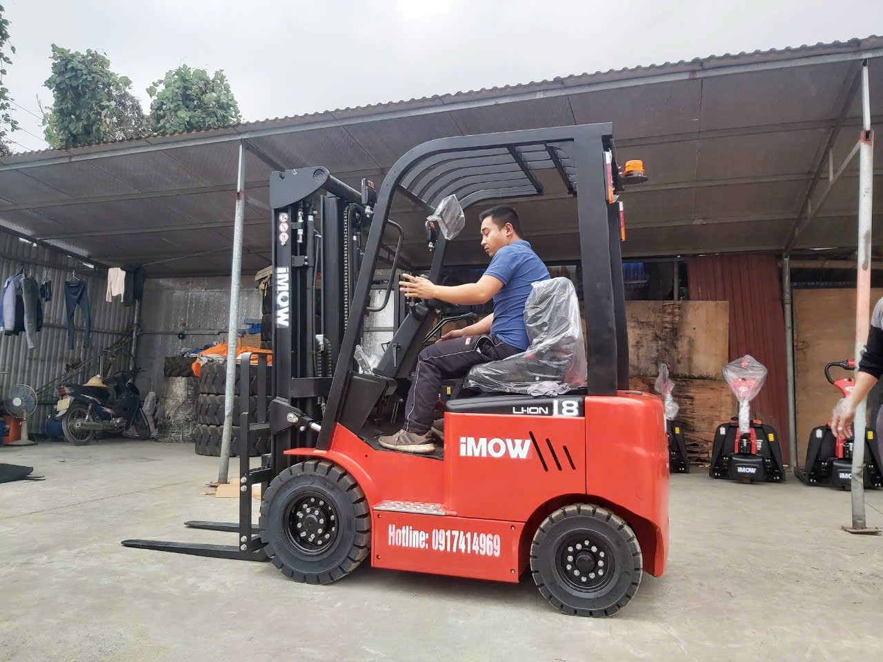 Xe Nâng Điện Ngồi Lái 1.8T EFL181