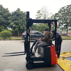 Xe Nâng Điện 3 Bánh iMOW EFS101