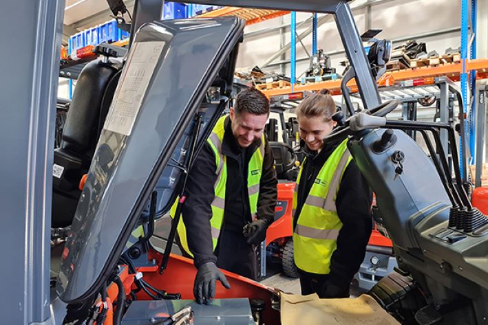 Sửa Chữa Xe Nâng Heli