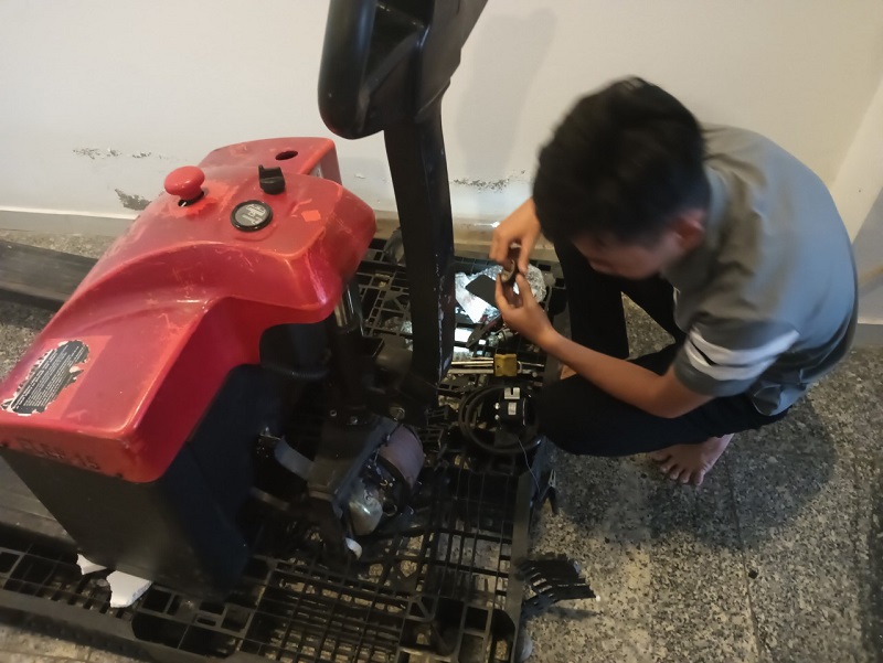 Sửa Chữa Xe Nâng